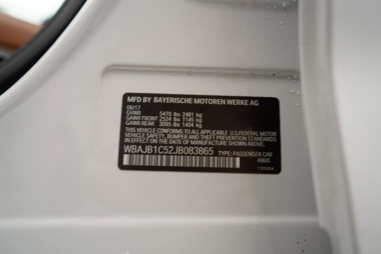 Used 2018 BMW 530e xDrive image 86