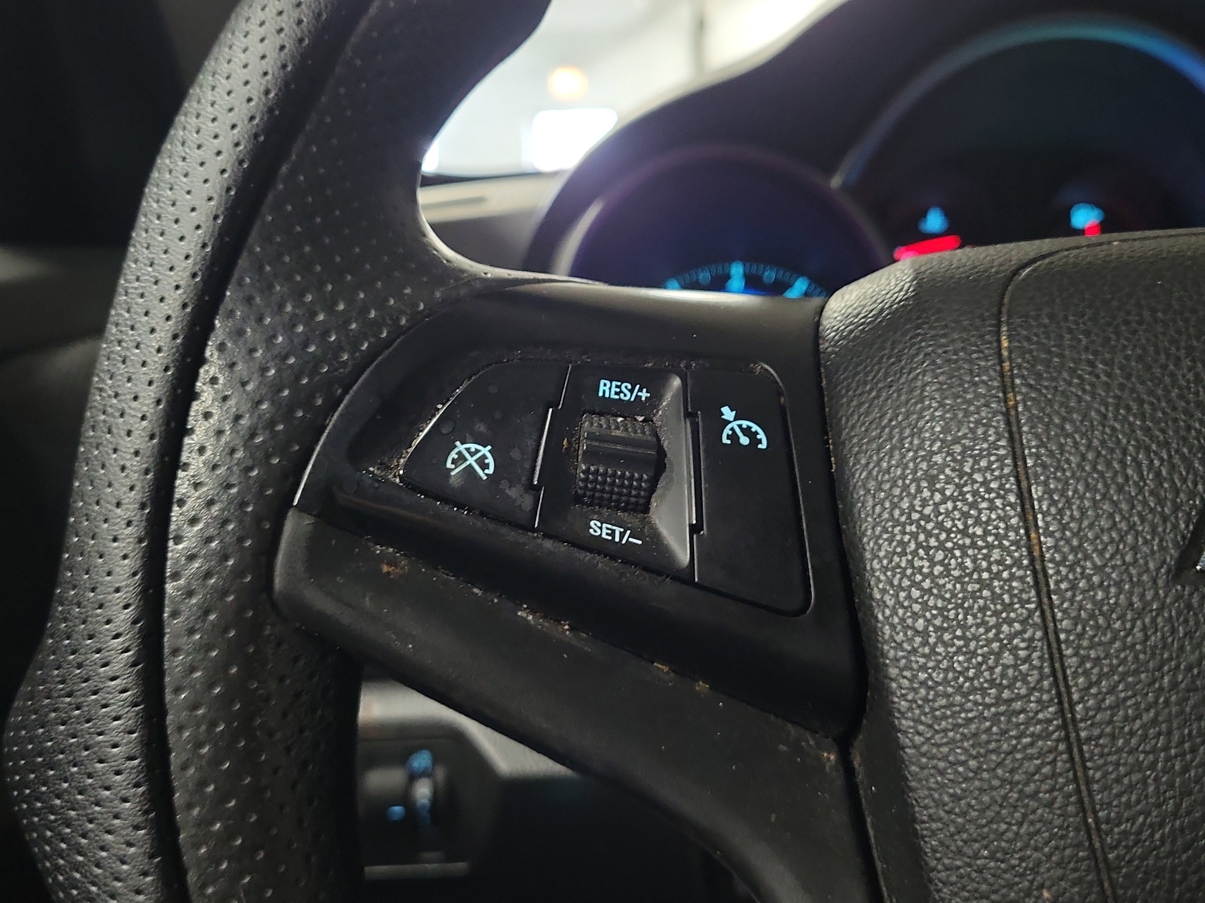 Used 2016 Chevrolet Cruze LT image 23