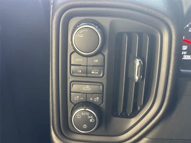 Used 2023 Chevrolet Silverado 1500 Custom AWD/4WD image 22
