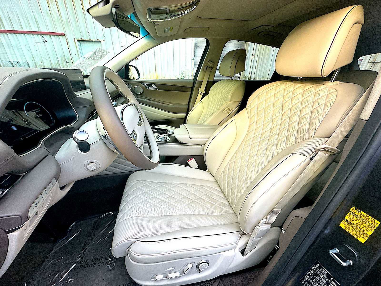 Used 2023 Genesis GV80 3.5T w/ Prestige Matte Package image 13