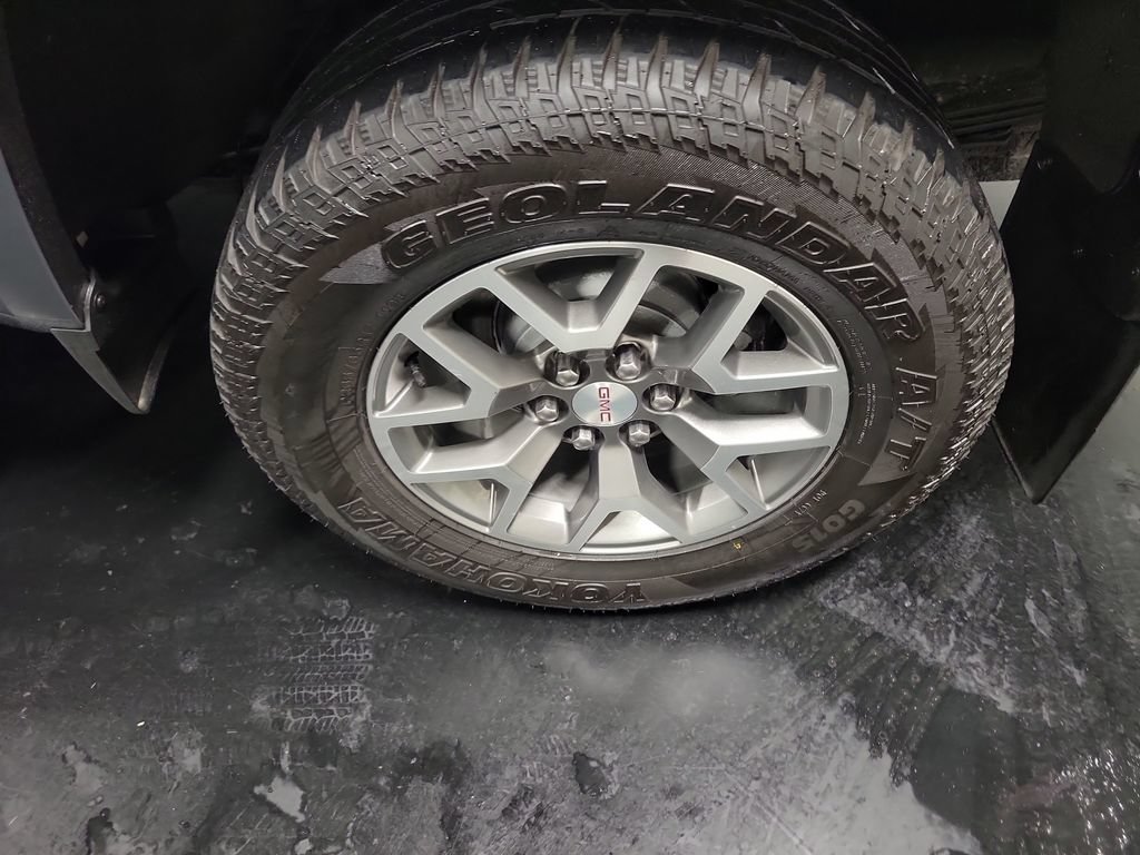 Used 2019 GMC Canyon All Terrain w/ All Terrain X Package AWD/4WD image 14