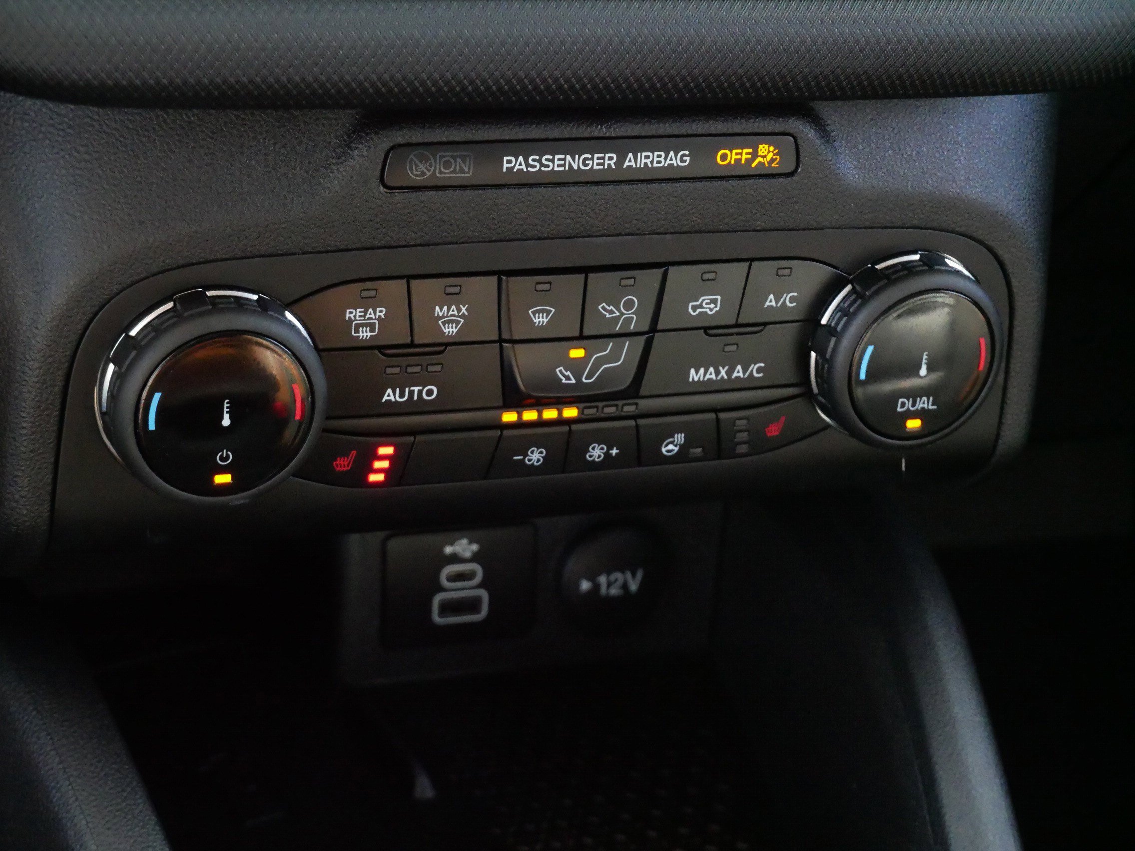 Used 2023 Ford Bronco Sport Outer Banks w/ Tech Package AWD/4WD image 23