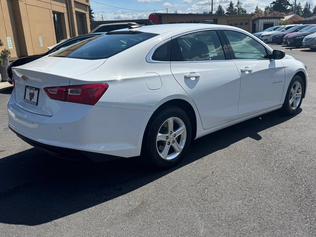 Used 2023 Chevrolet Malibu LS w/ Driver Confidence Package FWD image 7