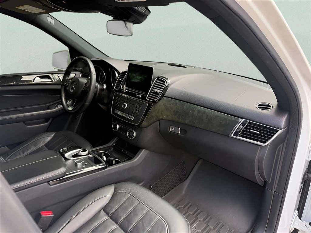 Used 2017 Mercedes-Benz GLE 350 image 18