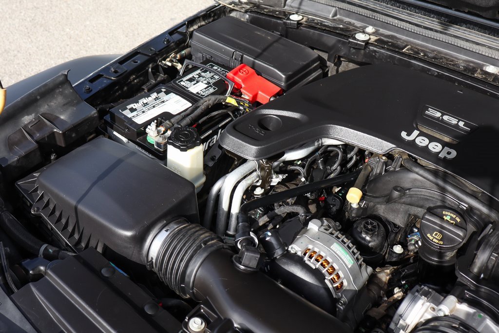 Used 2020 Jeep Gladiator Sport w/ Quick Order Package 24S image 14