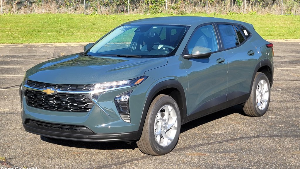 New 2026 Chevrolet Trax LS w/ LS Convenience Package FWD image 5