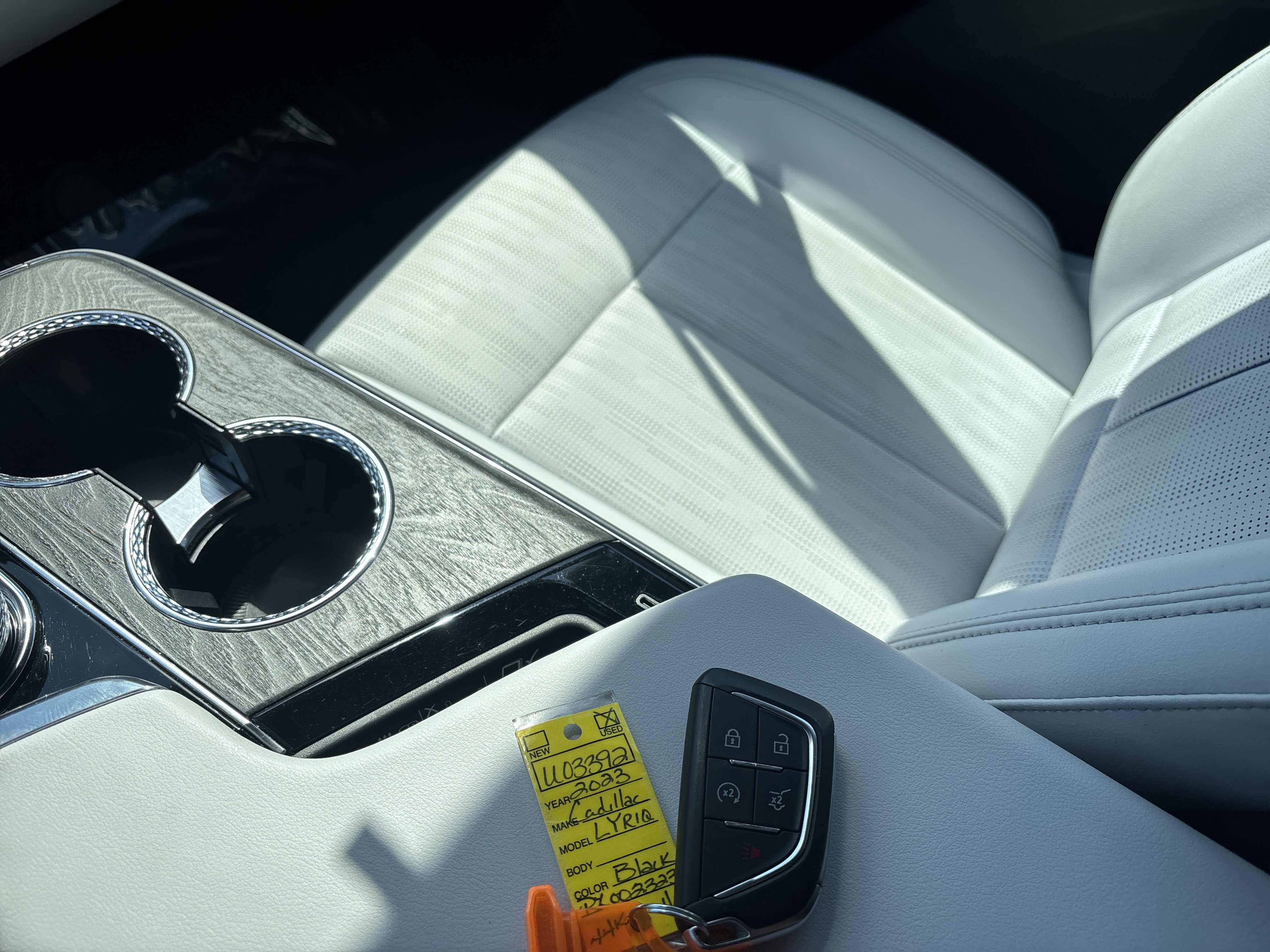 Used 2023 Cadillac Lyriq 2WD image 35