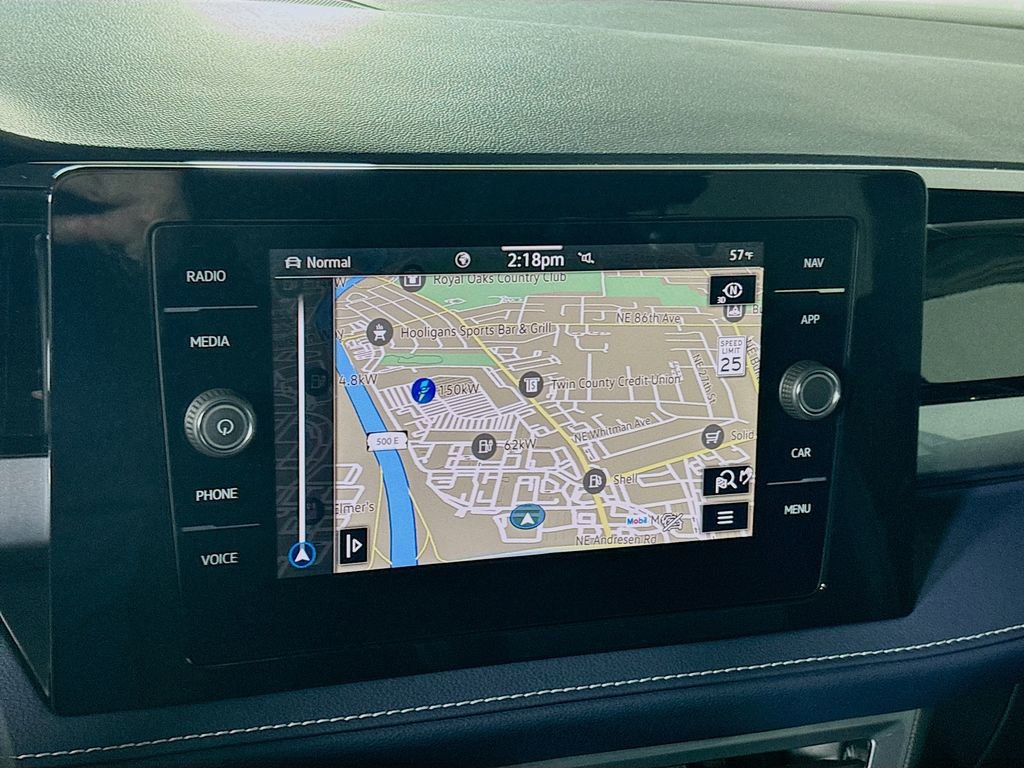 New 2025 Volkswagen Taos SEL image 16