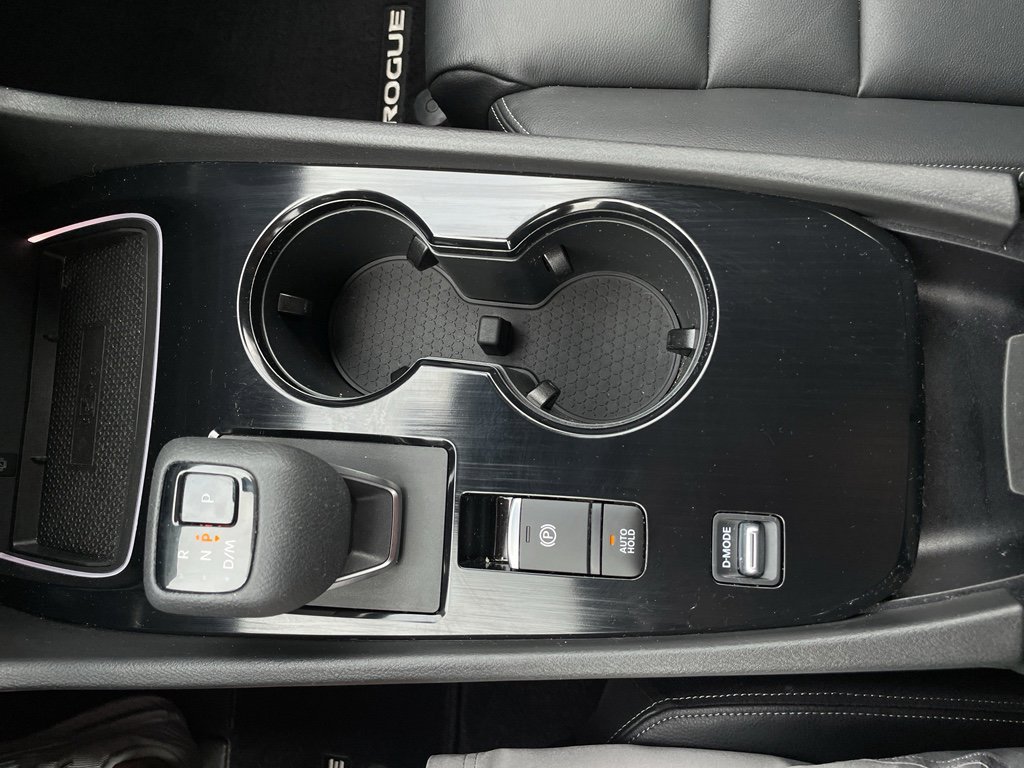 Certified 2024 Nissan Rogue SL image 17