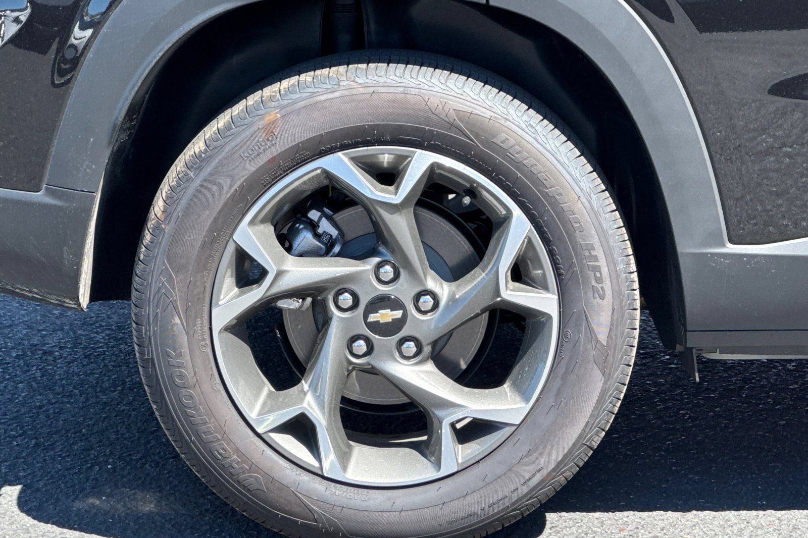 Used 2026 Chevrolet Trax LT w/ LT Convenience Package FWD image 41