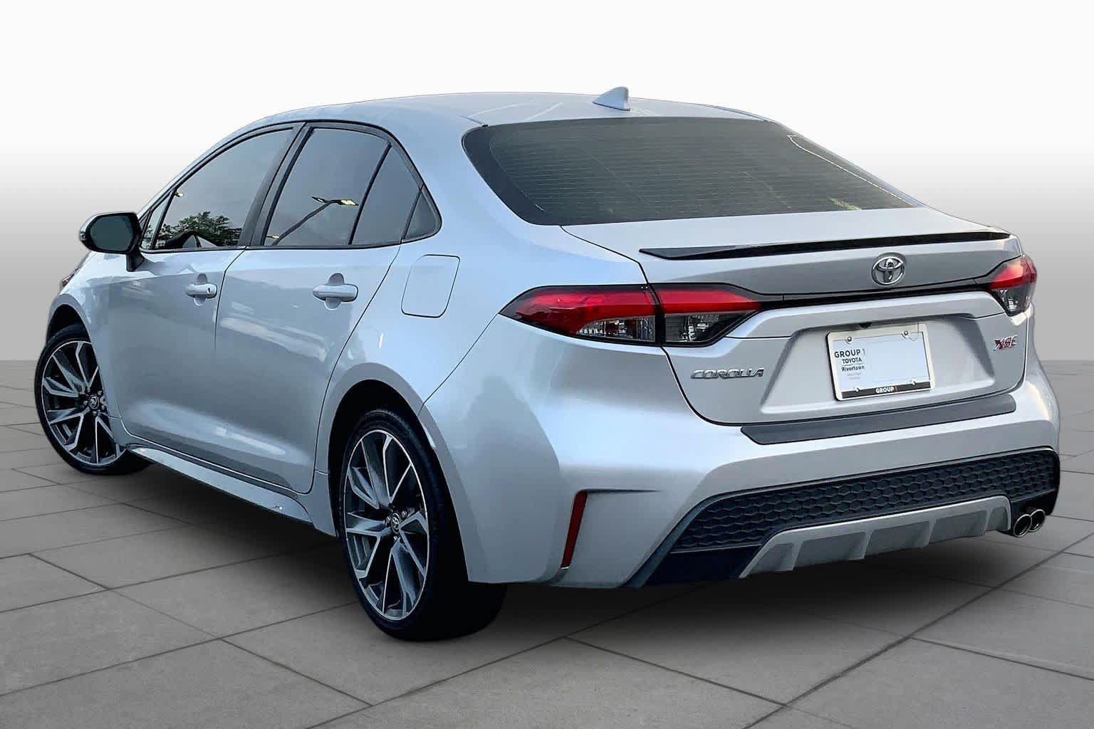Used 2022 Toyota Corolla XSE w/ Carpet Mat Package (TMS) FWD image 12