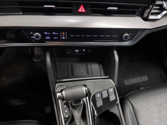 Certified 2023 Kia Sportage EX FWD image 16