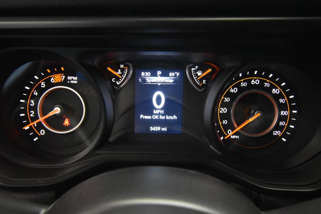 Used 2025 Jeep Wrangler Sport AWD/4WD image 7