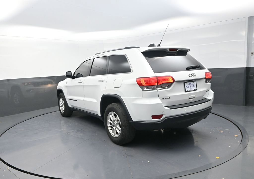 Used 2019 Jeep Grand Cherokee Laredo AWD/4WD image 8