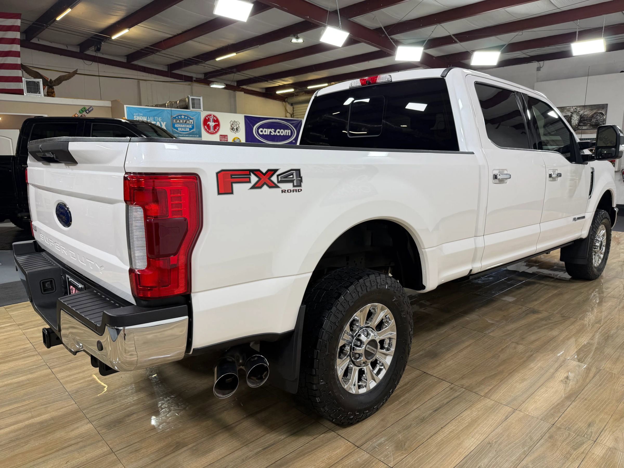 Used 2019 Ford F250 Lariat w/ Lariat Ultimate Package AWD/4WD image 5