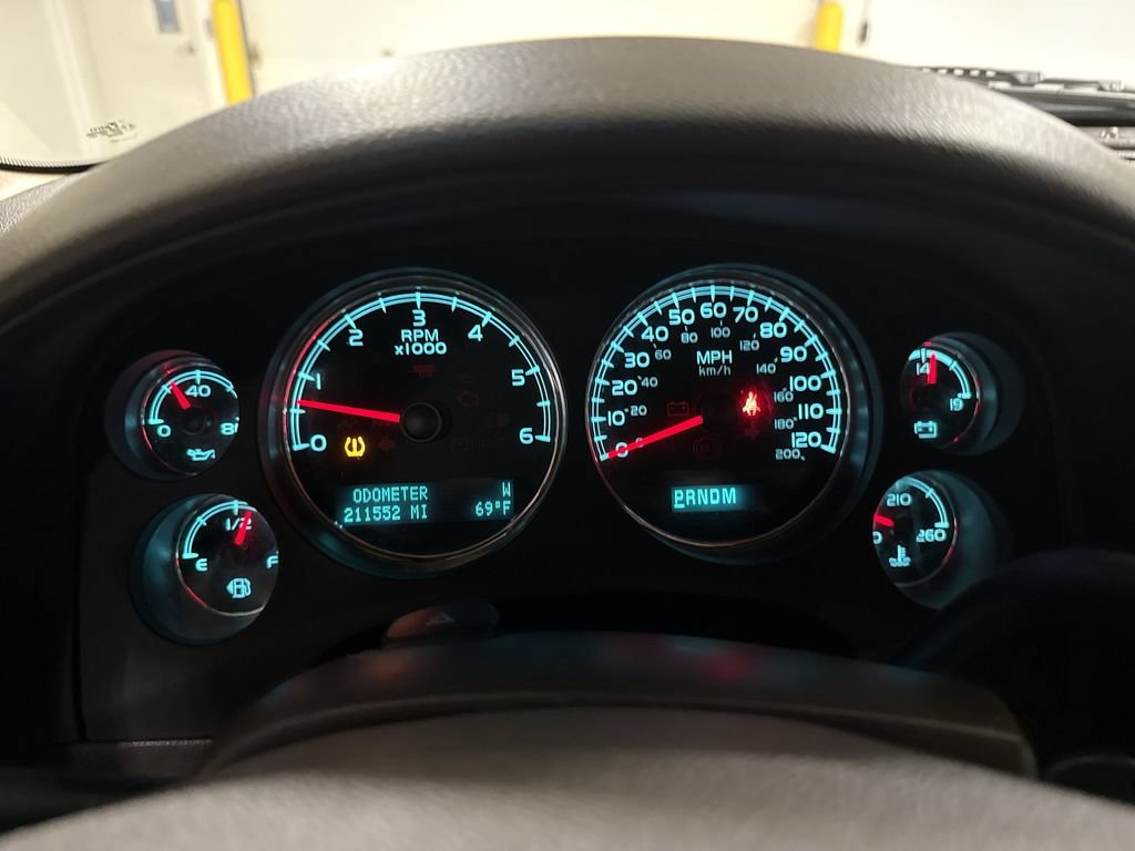 Used 2012 GMC Yukon XL Denali AWD/4WD image 12