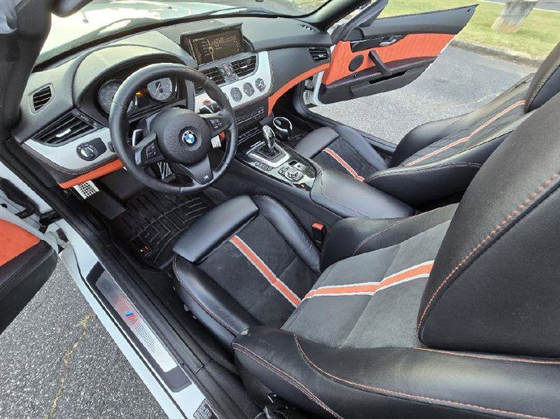 Used 2015 BMW Z4 sDrive35is RWD image 28