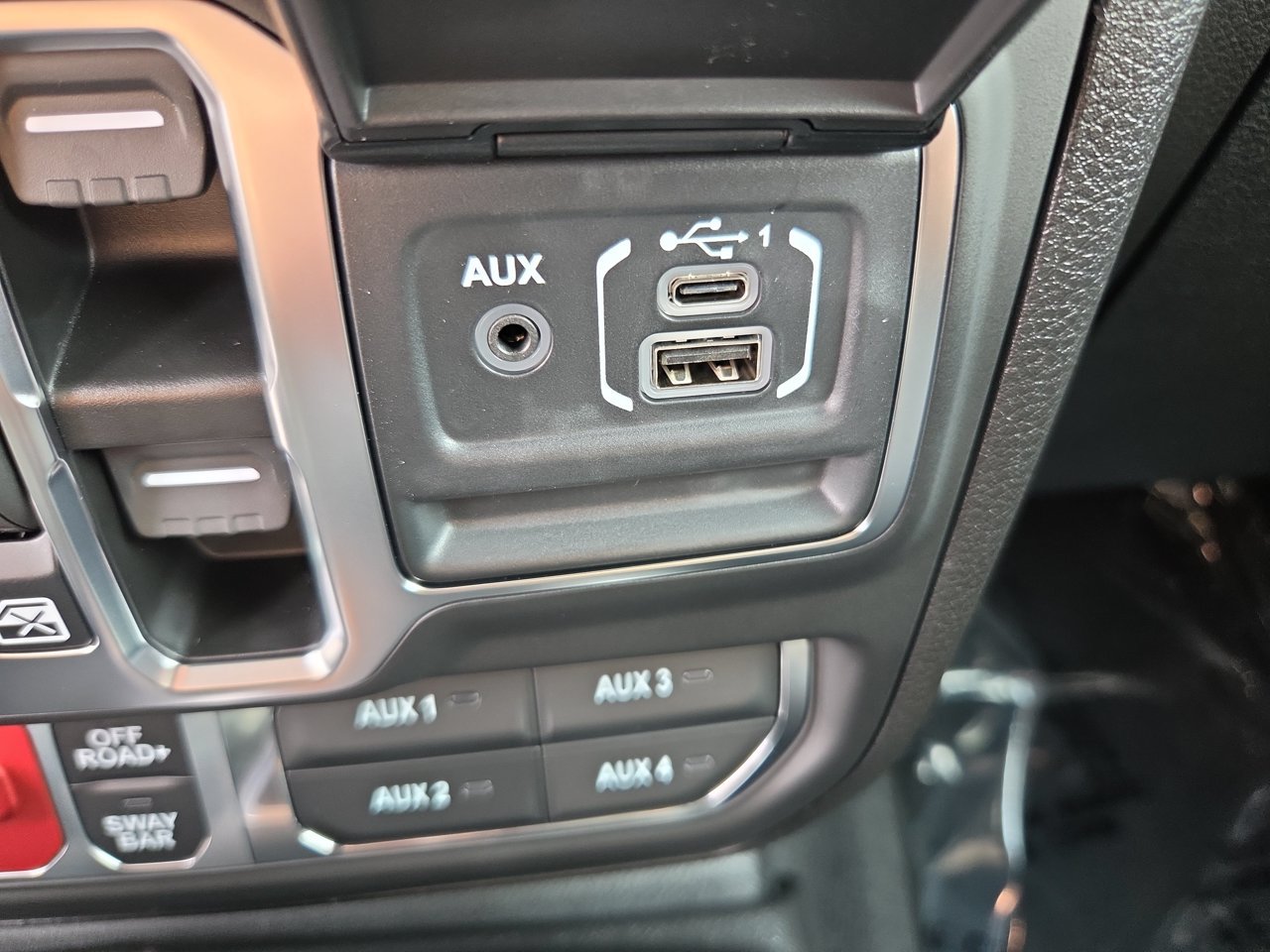 New 2027 Jeep Wrangler Unlimited Rubicon AWD/4WD image 11