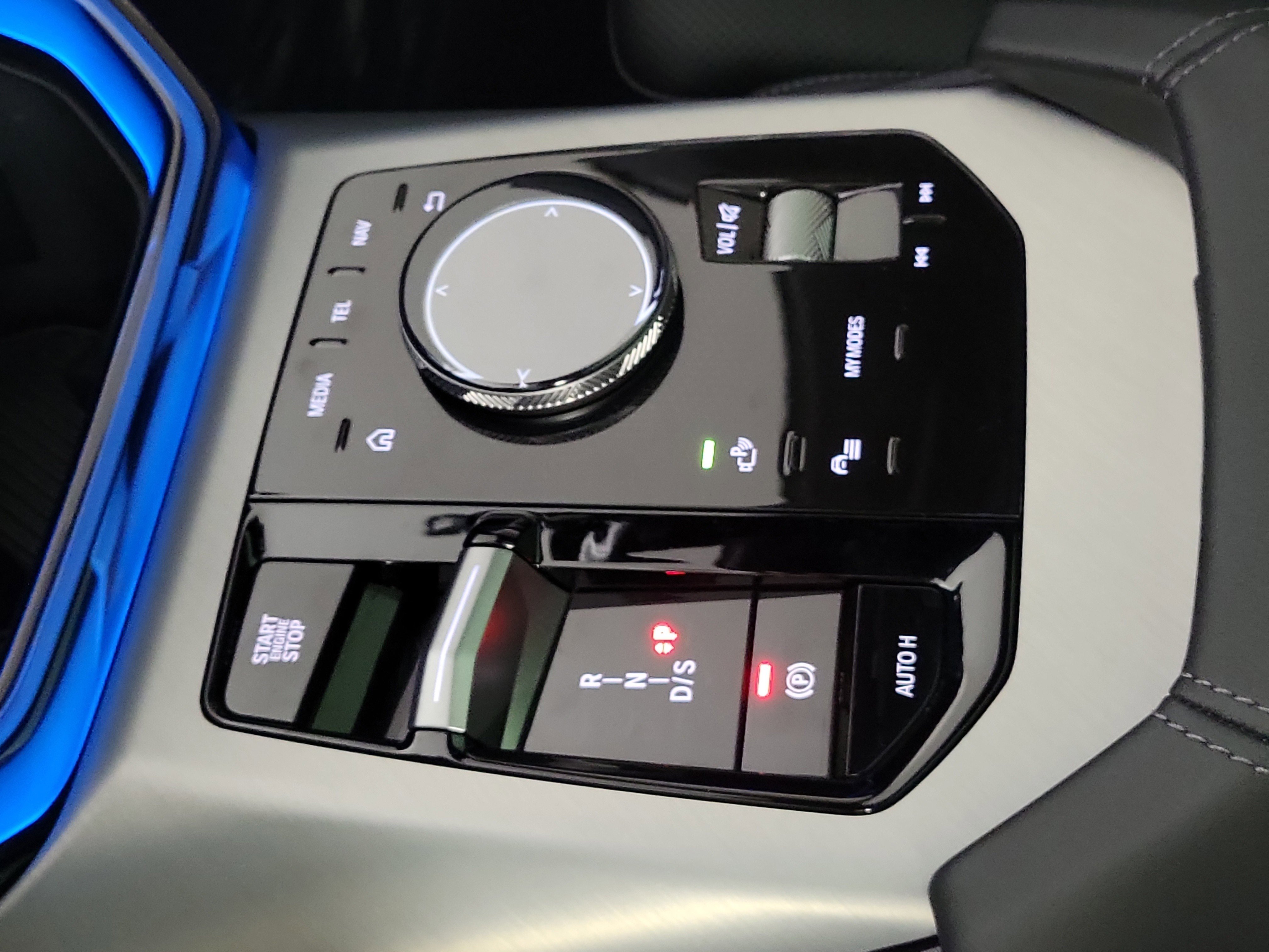 Certified 2025 BMW X3 M50 w/ Premium Package image 21