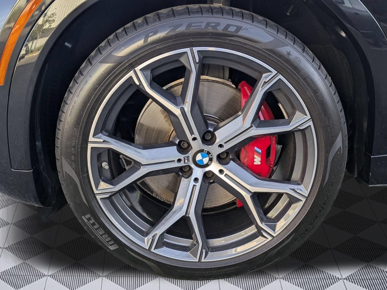 Used 2024 BMW X6 xDrive40i w/ Premium Package AWD/4WD image 9