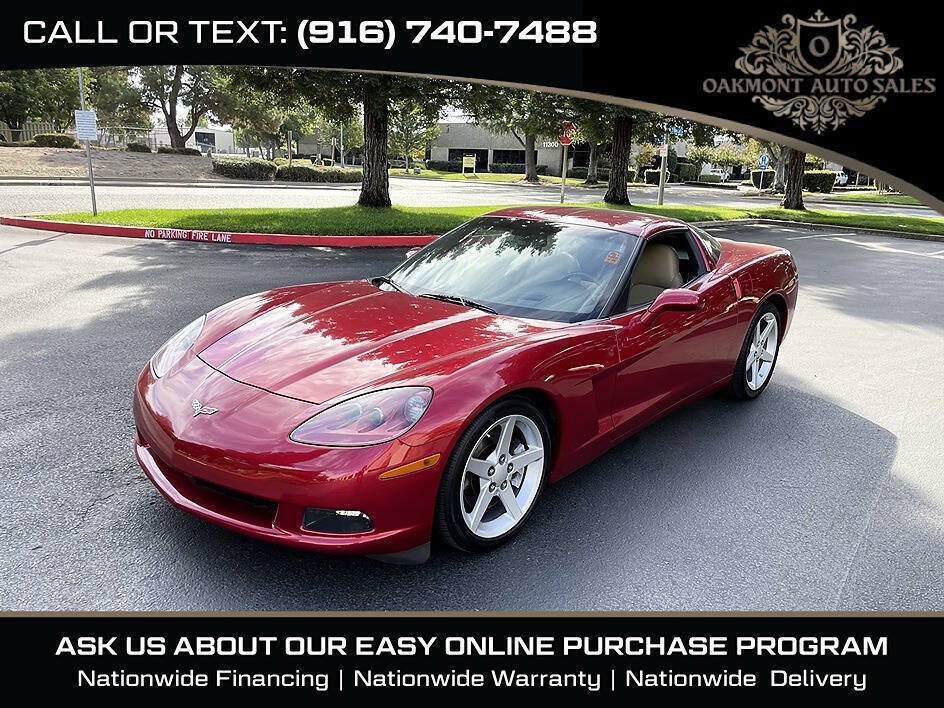 Used 2005 Chevrolet Corvette Coupe w/ Preferred Equipment Group RWD image 4