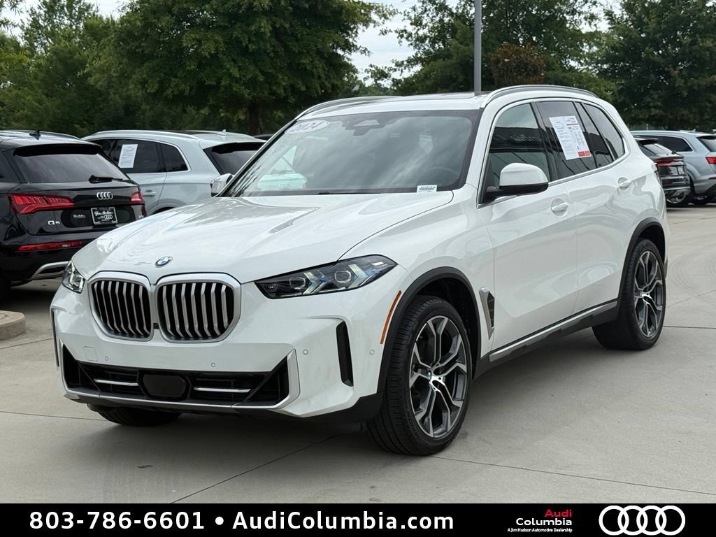 Used 2024 BMW X5 xDrive40i w/ Premium Package AWD/4WD image 9