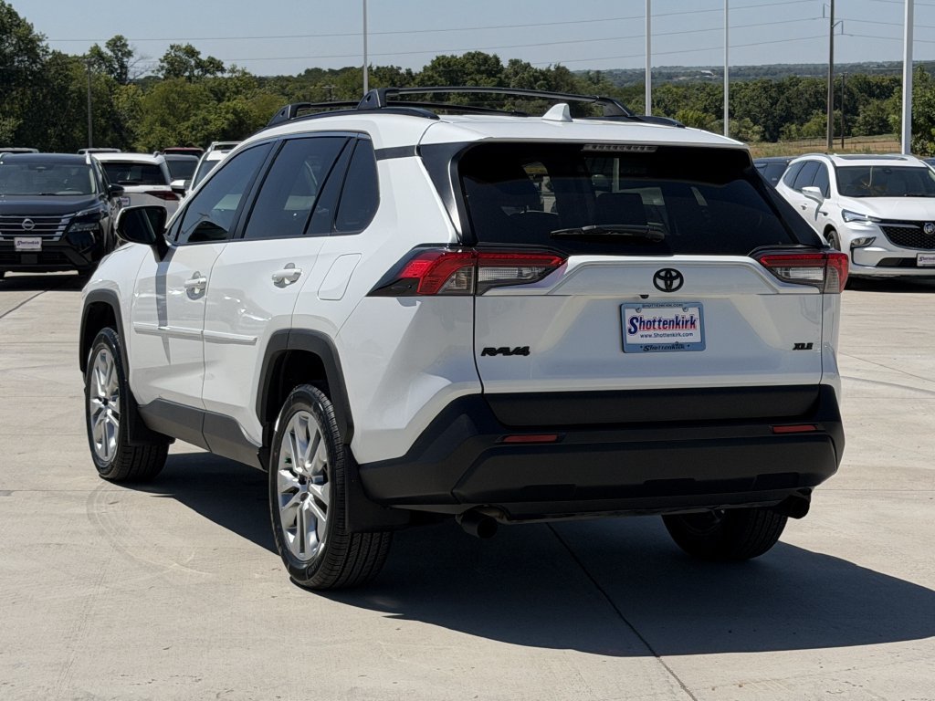 Used 2024 Toyota RAV4 XLE Premium FWD image 4