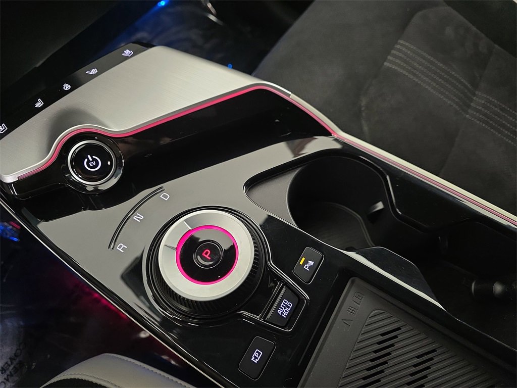 Used 2022 Kia EV6 GT-Line w/ GT-Line Suede Seat Package image 27