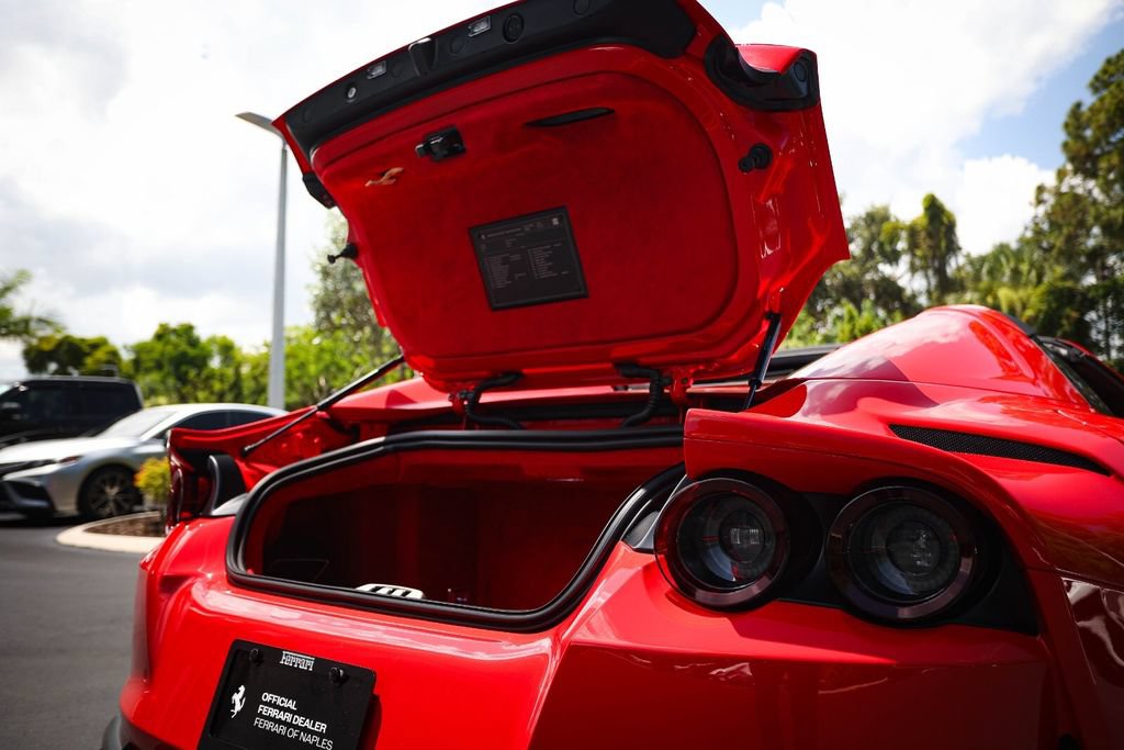 Certified 2022 Ferrari 812 GTS RWD image 25