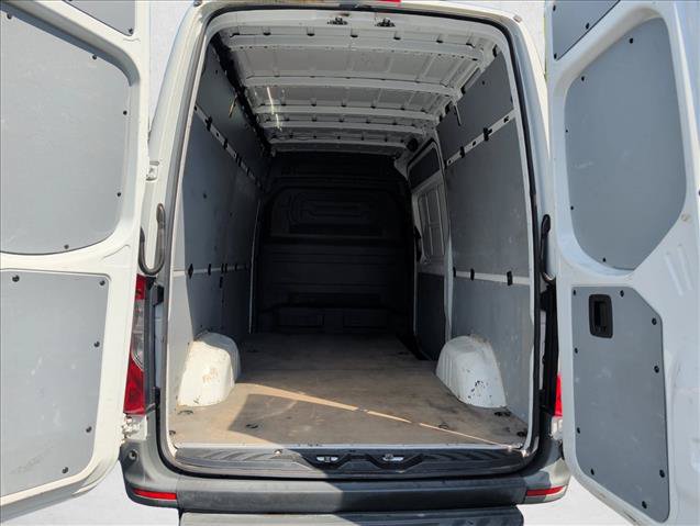 Used 2020 Mercedes-Benz Sprinter 2500 image 24