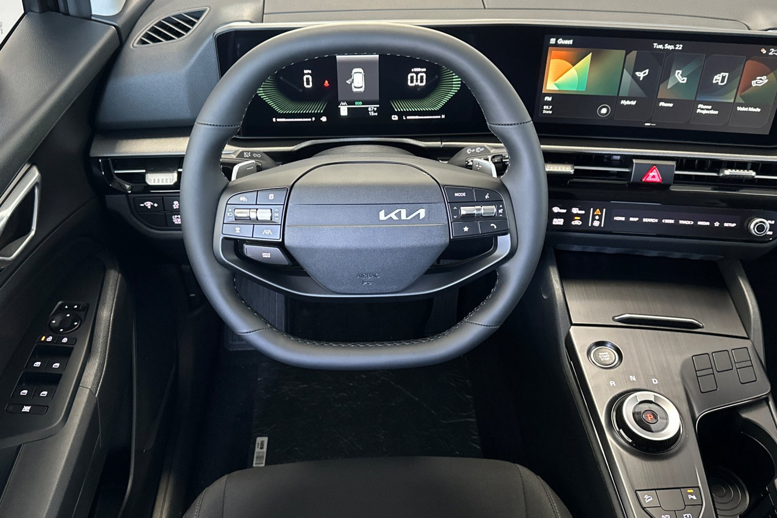 New 2027 Kia Sportage LX FWD image 14