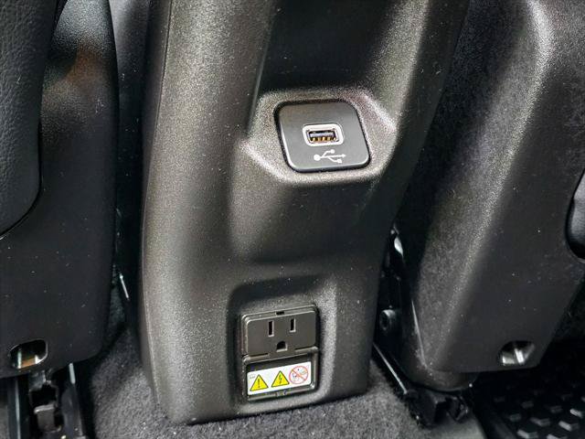 Certified 2022 Jeep Renegade Limited AWD/4WD image 35