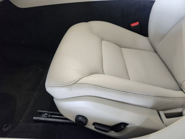 New 2026 Volvo V60 B5 Cross Country Plus w/ Protection Package Premier image 25