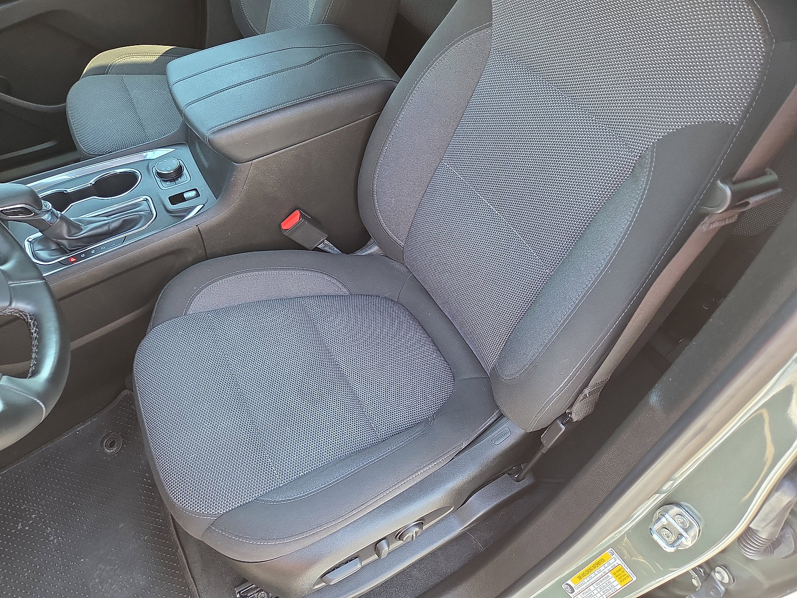 Used 2023 Chevrolet Traverse LT image 13