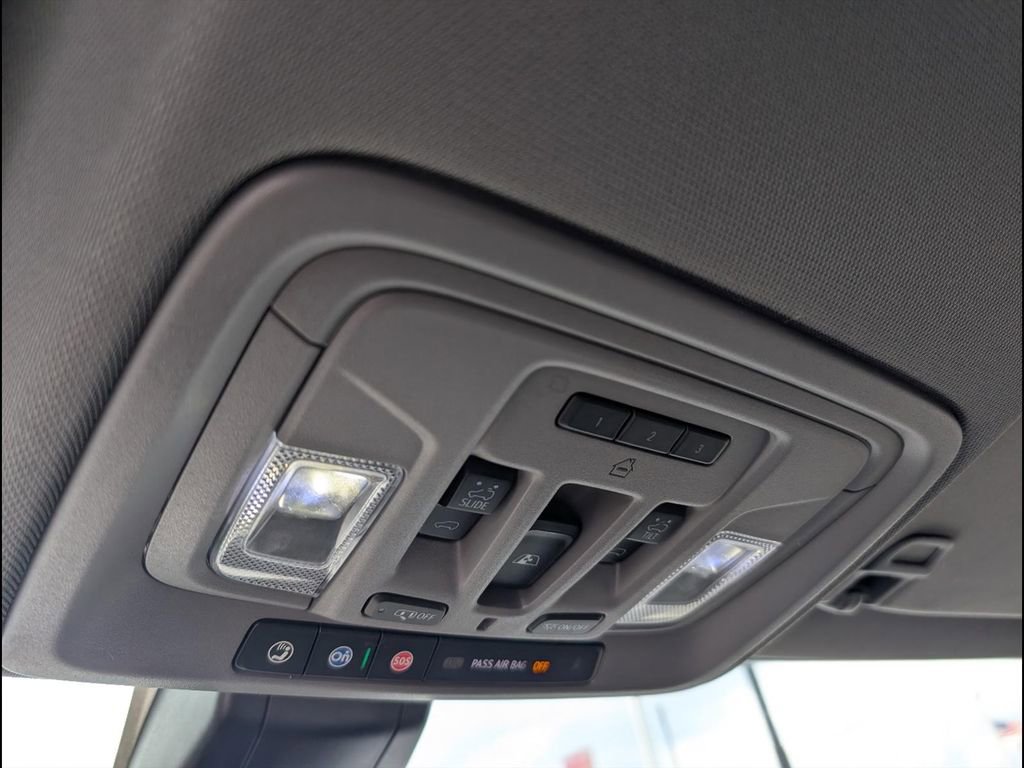 Used 2023 GMC Sierra 2500 Denali image 16