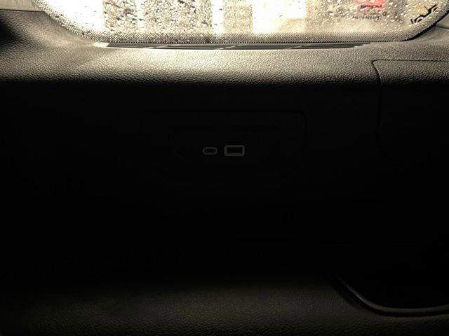 Used 2023 Jeep Grand Cherokee L Limited image 21