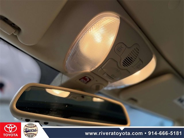 Used 2009 Mercedes-Benz SL 550 image 23