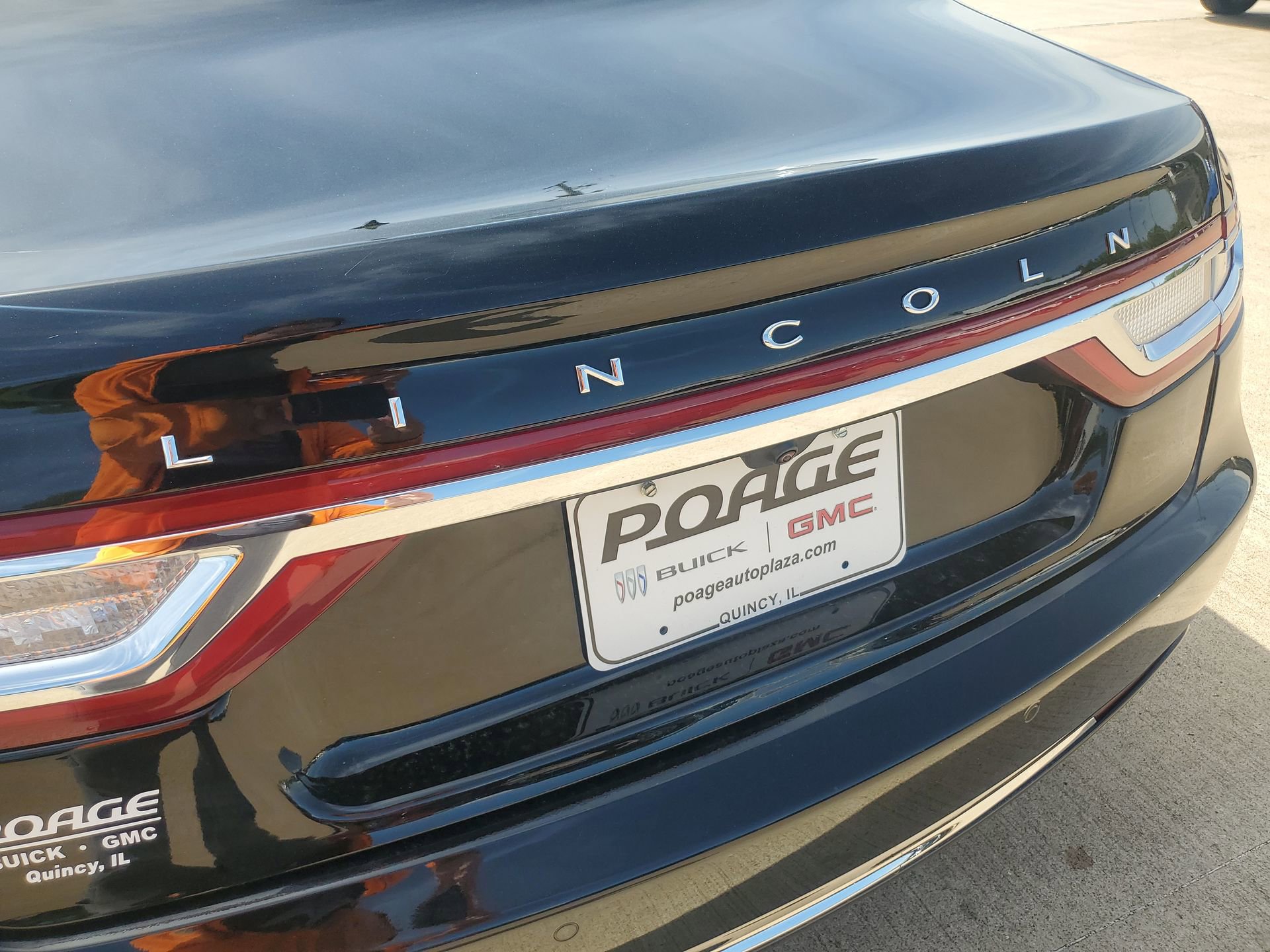 Used 2018 Lincoln Continental Reserve AWD/4WD image 39