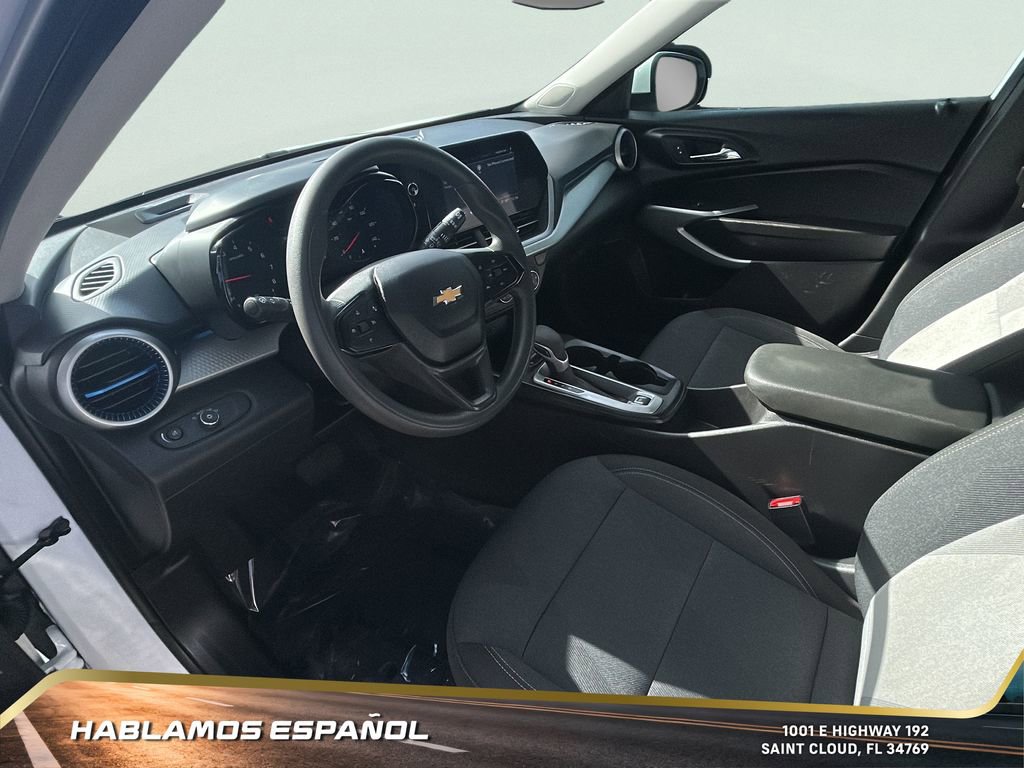 Certified 2025 Chevrolet Trax LS w/ LS Convenience Package image 15