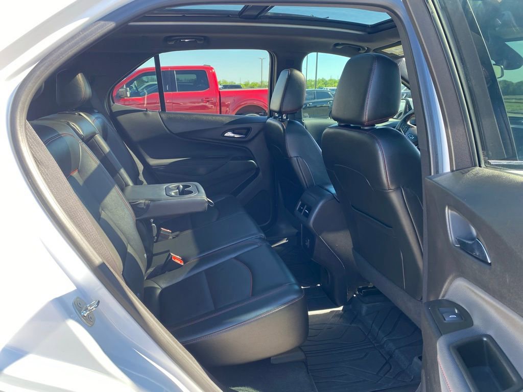 Used 2023 Chevrolet Equinox RS w/ RS Leather Package image 12