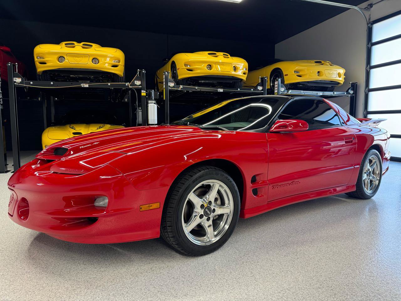 Used 1999 Pontiac Firebird Formula RWD image 5