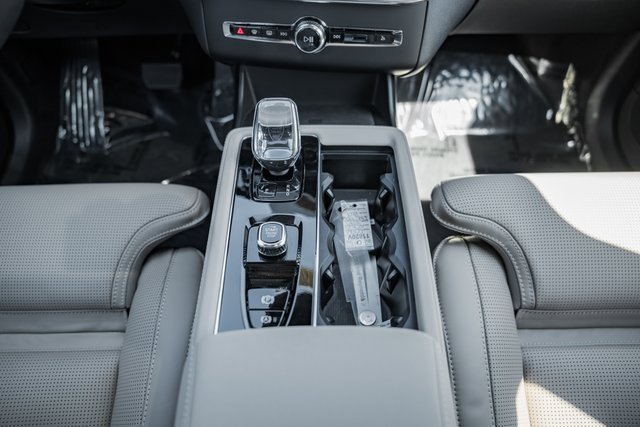 New 2026 Volvo XC90 B6 Ultra w/ Lounge Package image 29