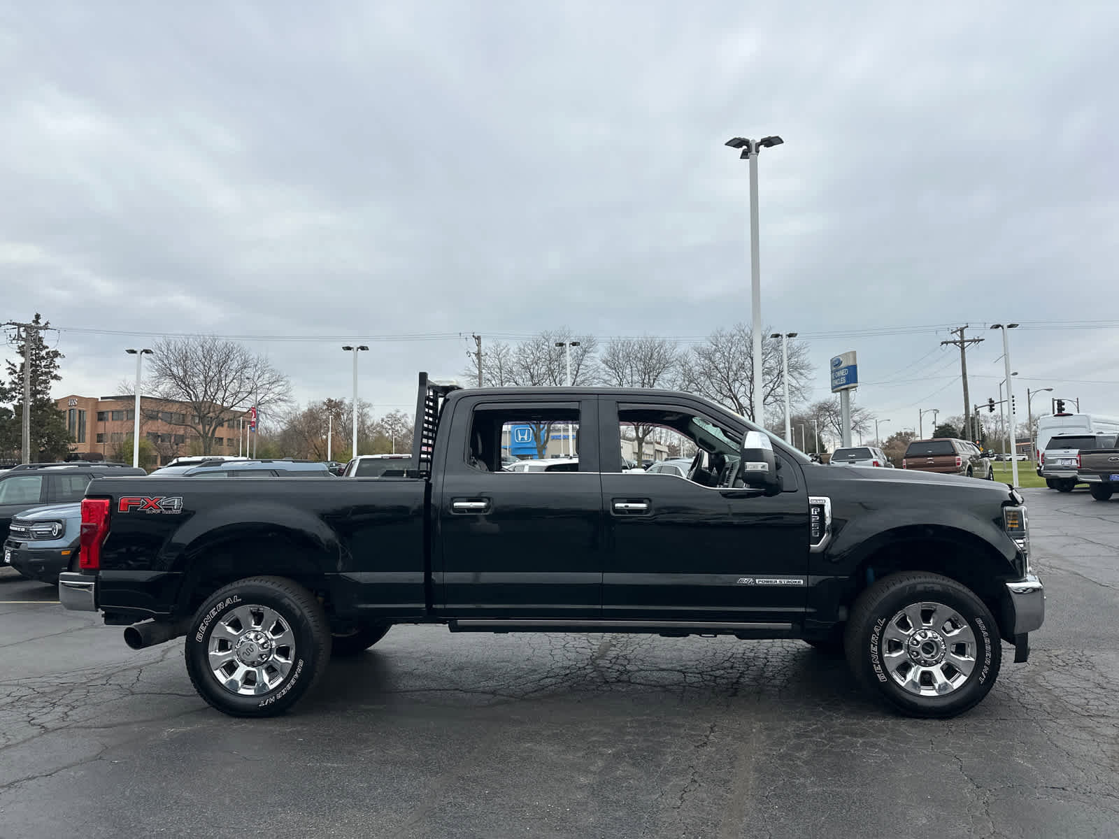 Used 2017 Ford F250 King Ranch w/ King Ranch Ultimate Package image 9