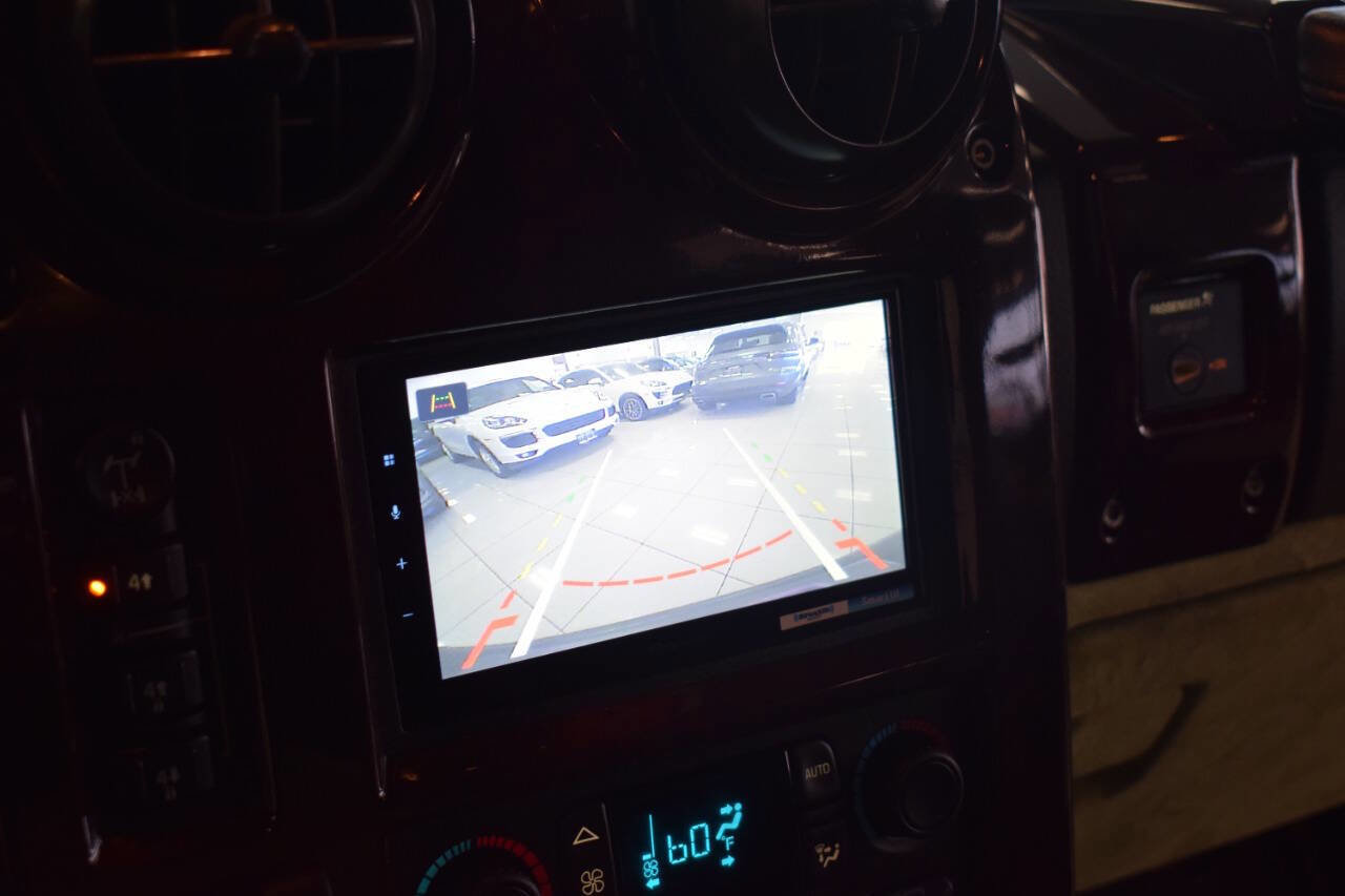 Used 2003 HUMMER H2 w/ Preferred Equipment Group image 60