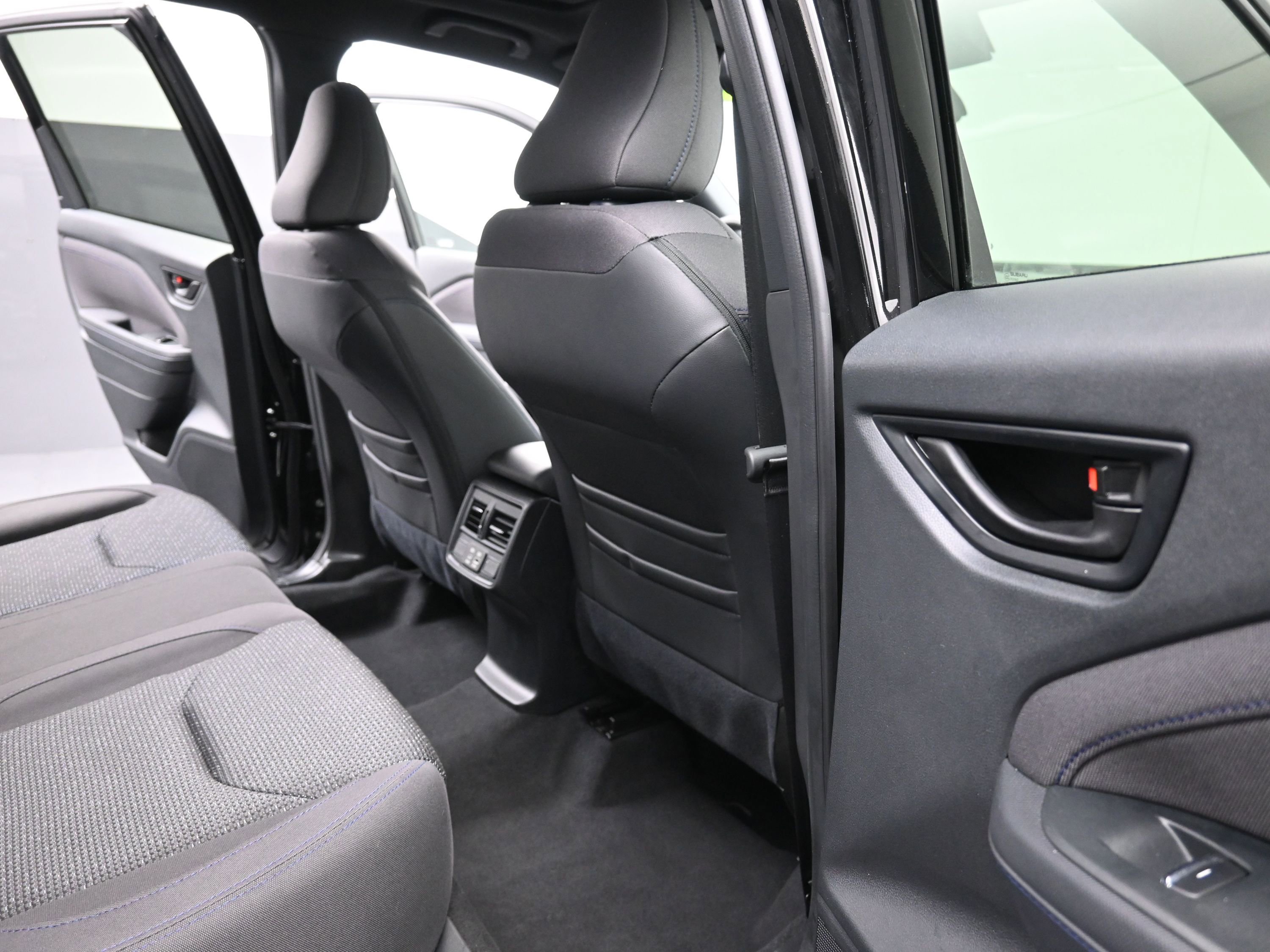 Certified 2025 Subaru Forester Premium image 26