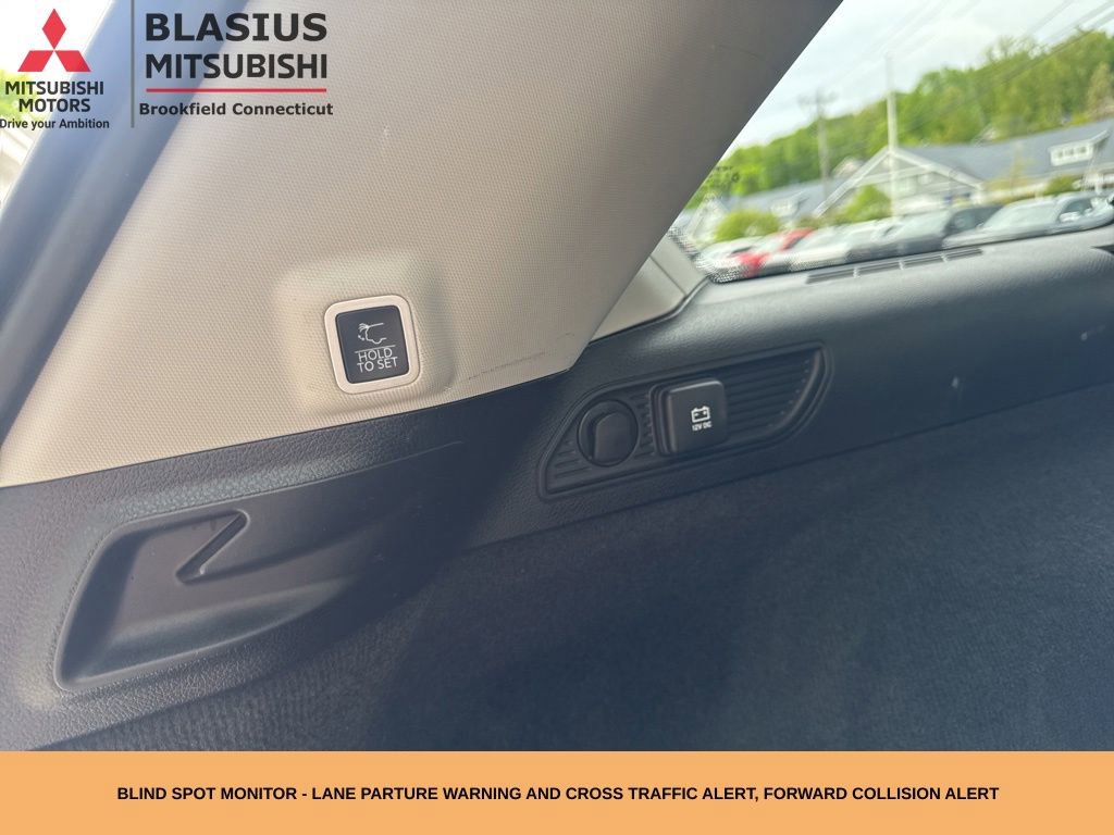Used 2023 Jeep Grand Cherokee Overland AWD/4WD image 11