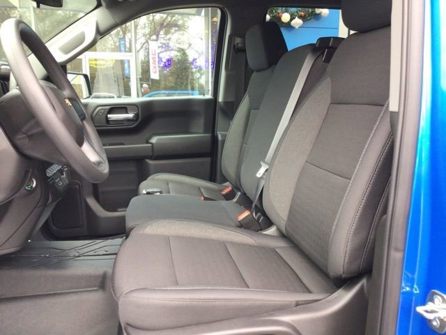 New 2026 Chevrolet Silverado 1500 Custom w/ Turbomax Blackout Package image 17