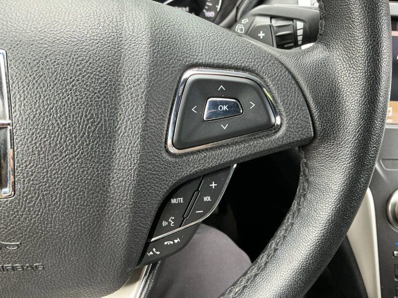 Used 2019 Lincoln MKC Premiere AWD/4WD image 18