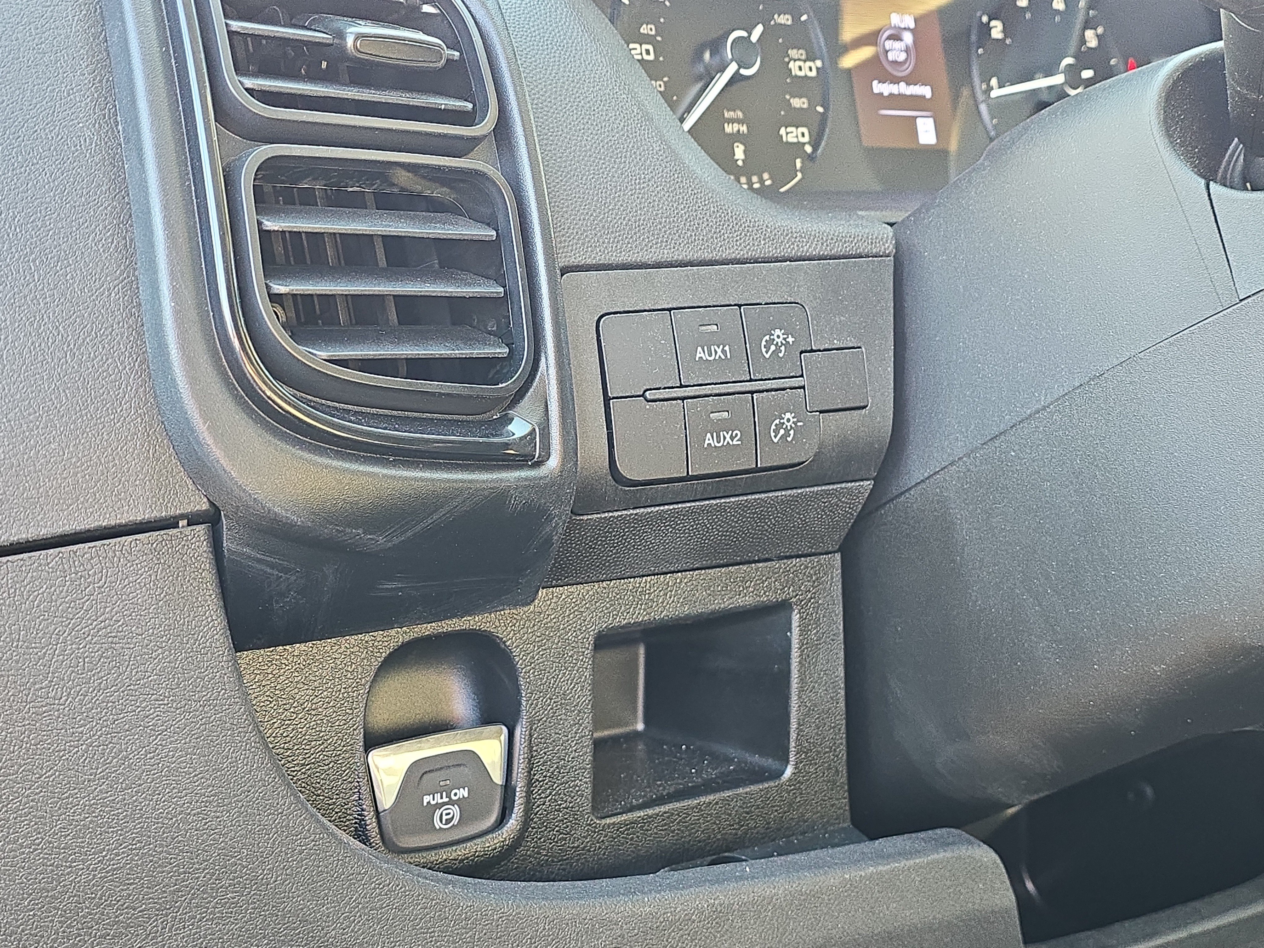 Used 2025 RAM ProMaster 2500 w/ Upfitter's Prep Package FWD image 14