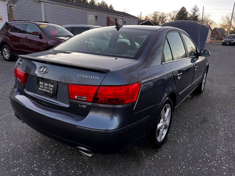 Used 2010 Hyundai Sonata SE image 3